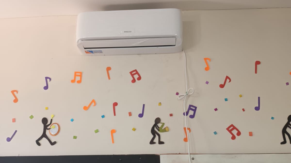 Escuela-Primaria-Comun-196-aire-acondicionado-1-1