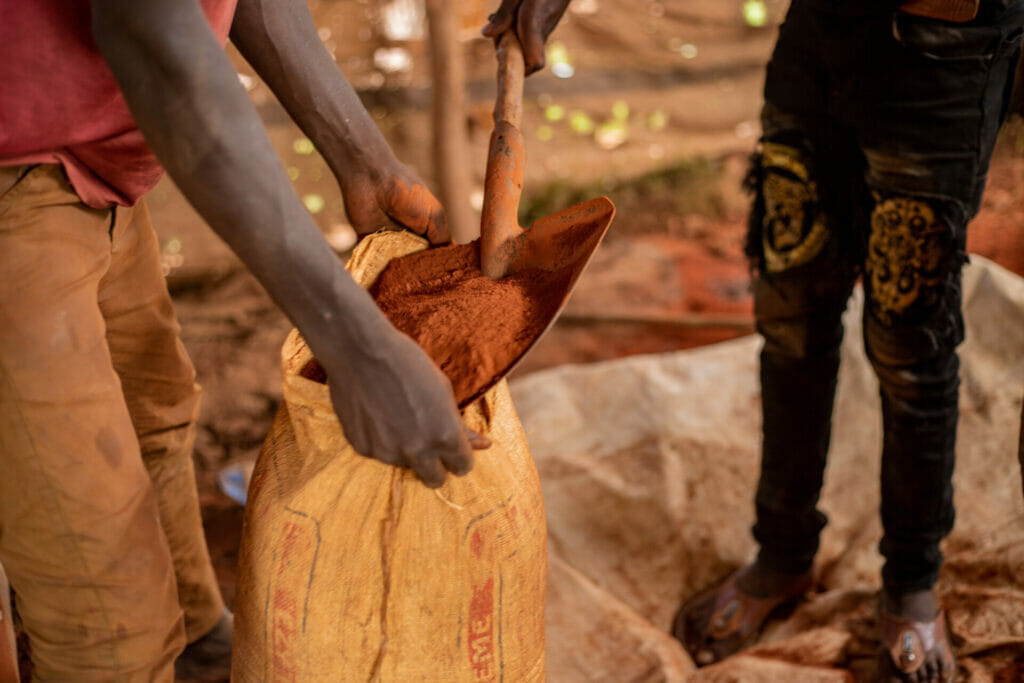 Artisanal gold miners in DRC