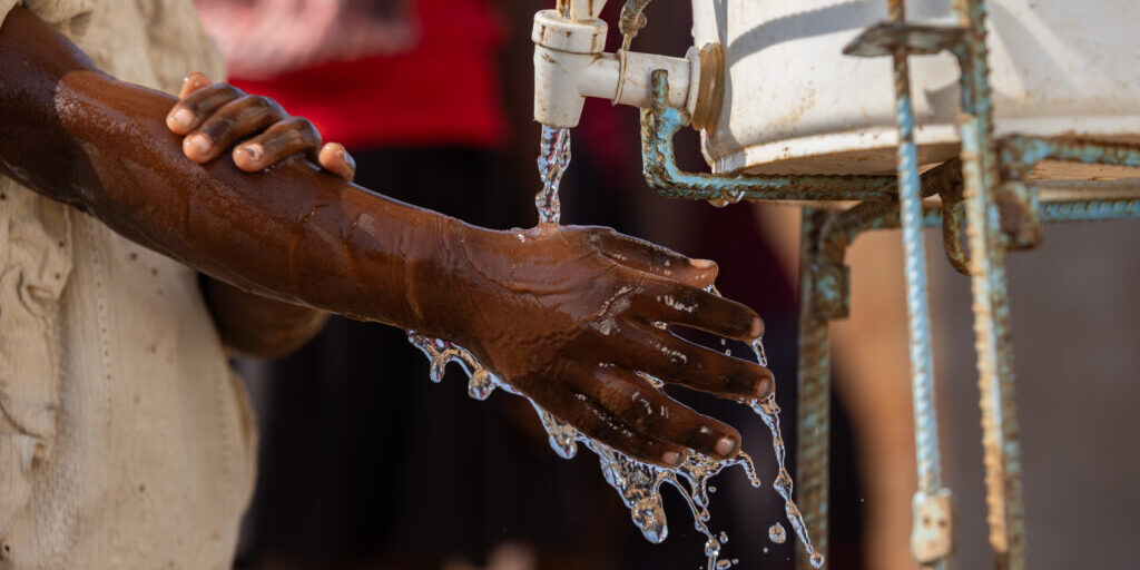 Madagascar_Mianatra_Handwashing_Michel Goff